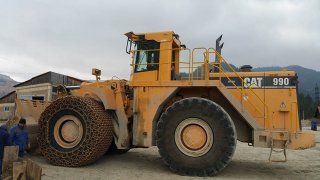CAT 990